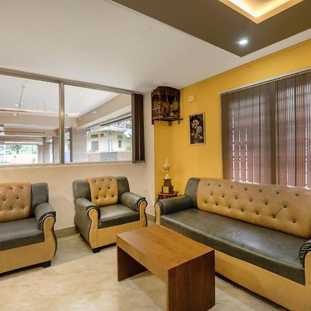 Treebo Urban Oasis Inn Guwahati Bagian luar foto
