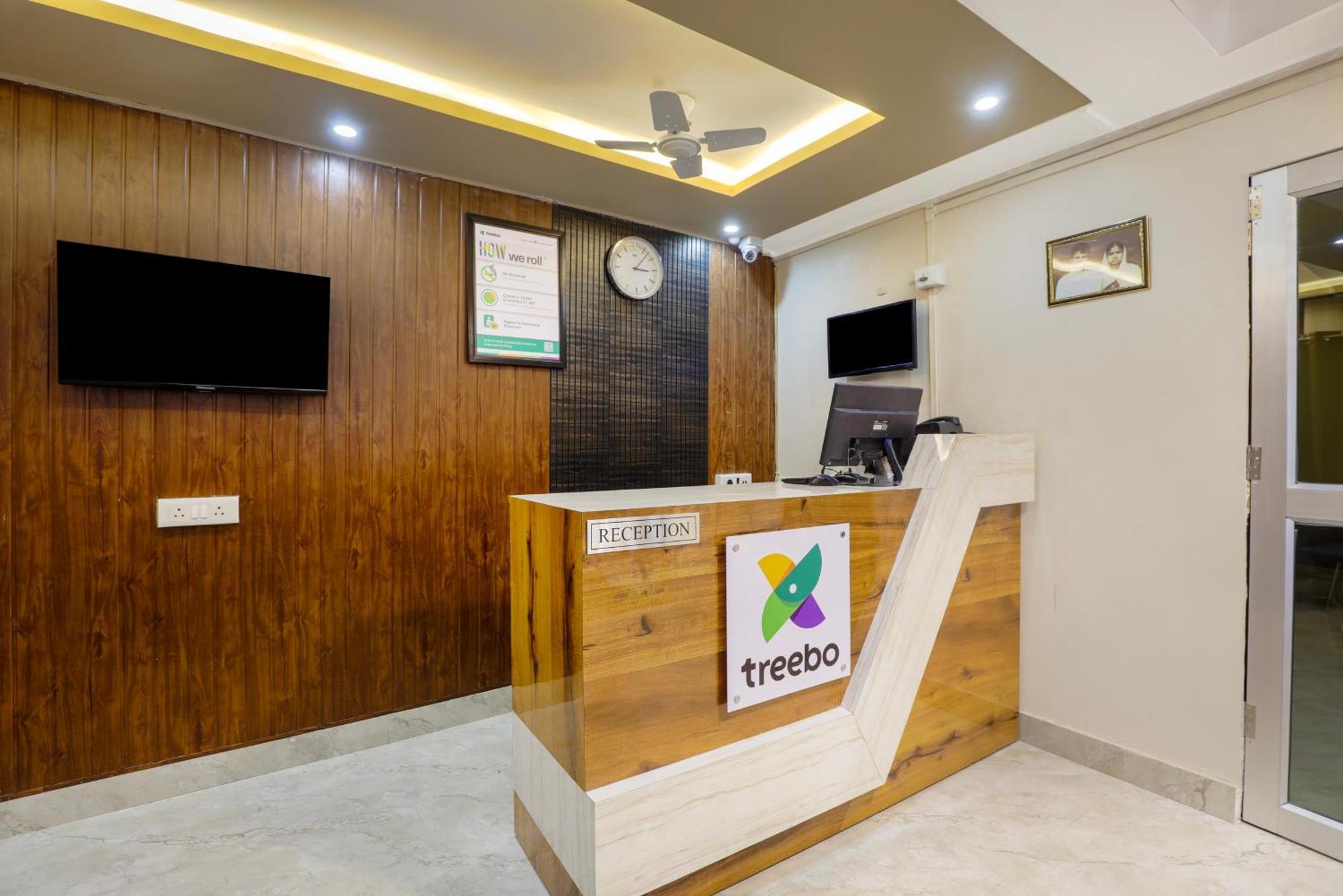 Treebo Urban Oasis Inn Guwahati Bagian luar foto
